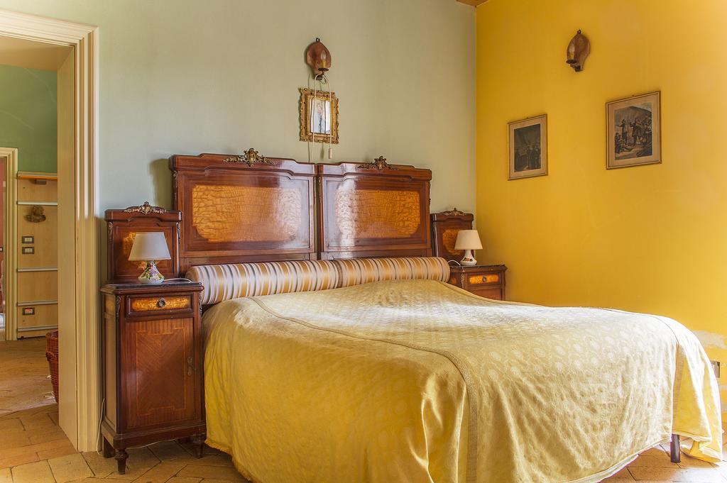 La Villa Del Lago San Felice del Benaco Bagian luar foto