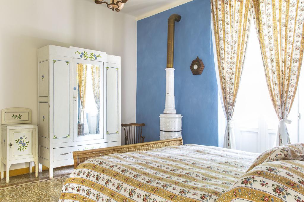 La Villa Del Lago San Felice del Benaco Bagian luar foto